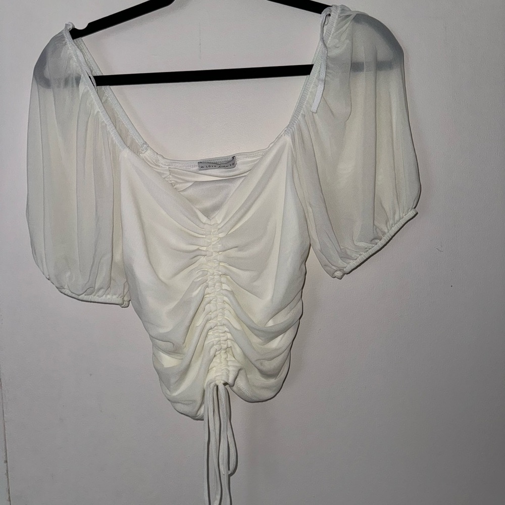 Rouched white short sleeve top